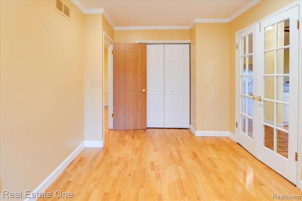 2051 Warrington Road Rochester Hills, MI 48307 - Photo 36 of 64