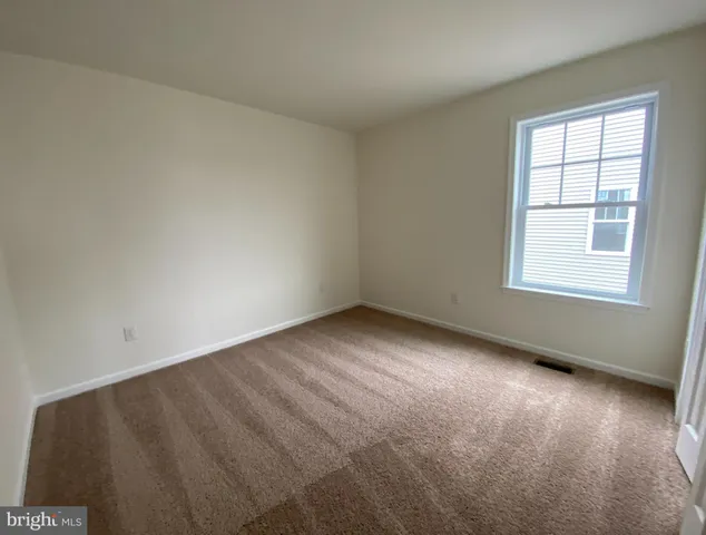 $3,700 | 8 Russell Square Drive, Middletown, DE 19709