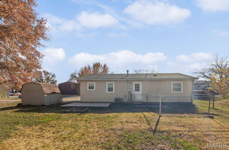 425 Meadow Drive Troy, IL 62294 - Photo 20 of 26