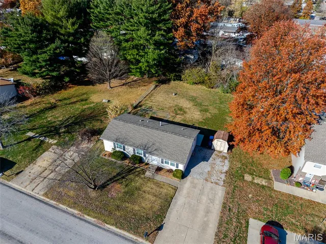 $160,500 | 425 Meadow Drive, Troy, IL 62294