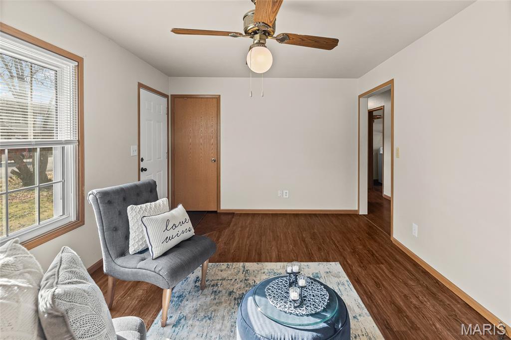 425 Meadow Drive Troy, IL 62294 - Photo 7 of 26