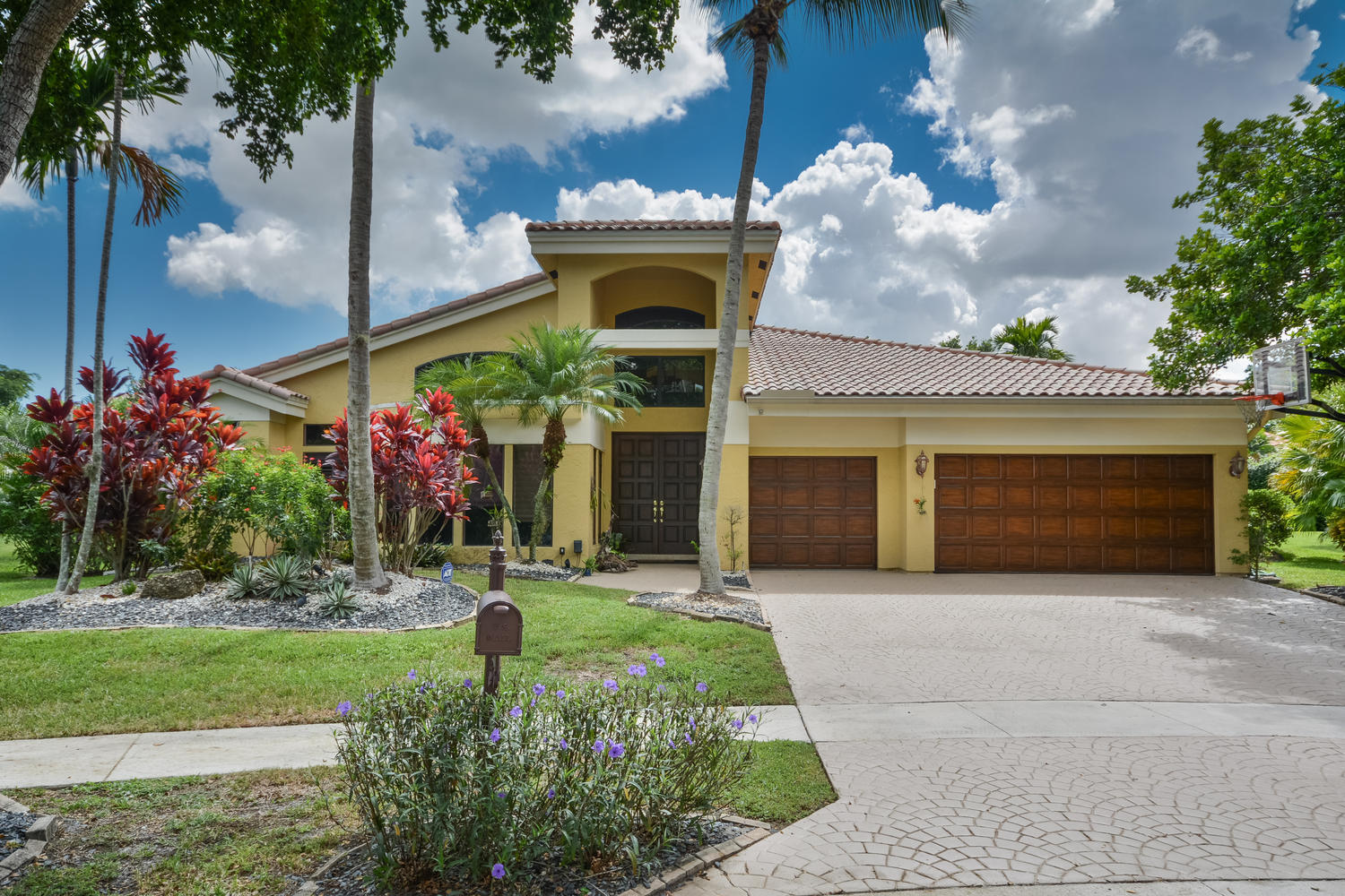 4600 Northwest 26th Way Boca Raton, FL 33434 - Photo 1 of 41 Front