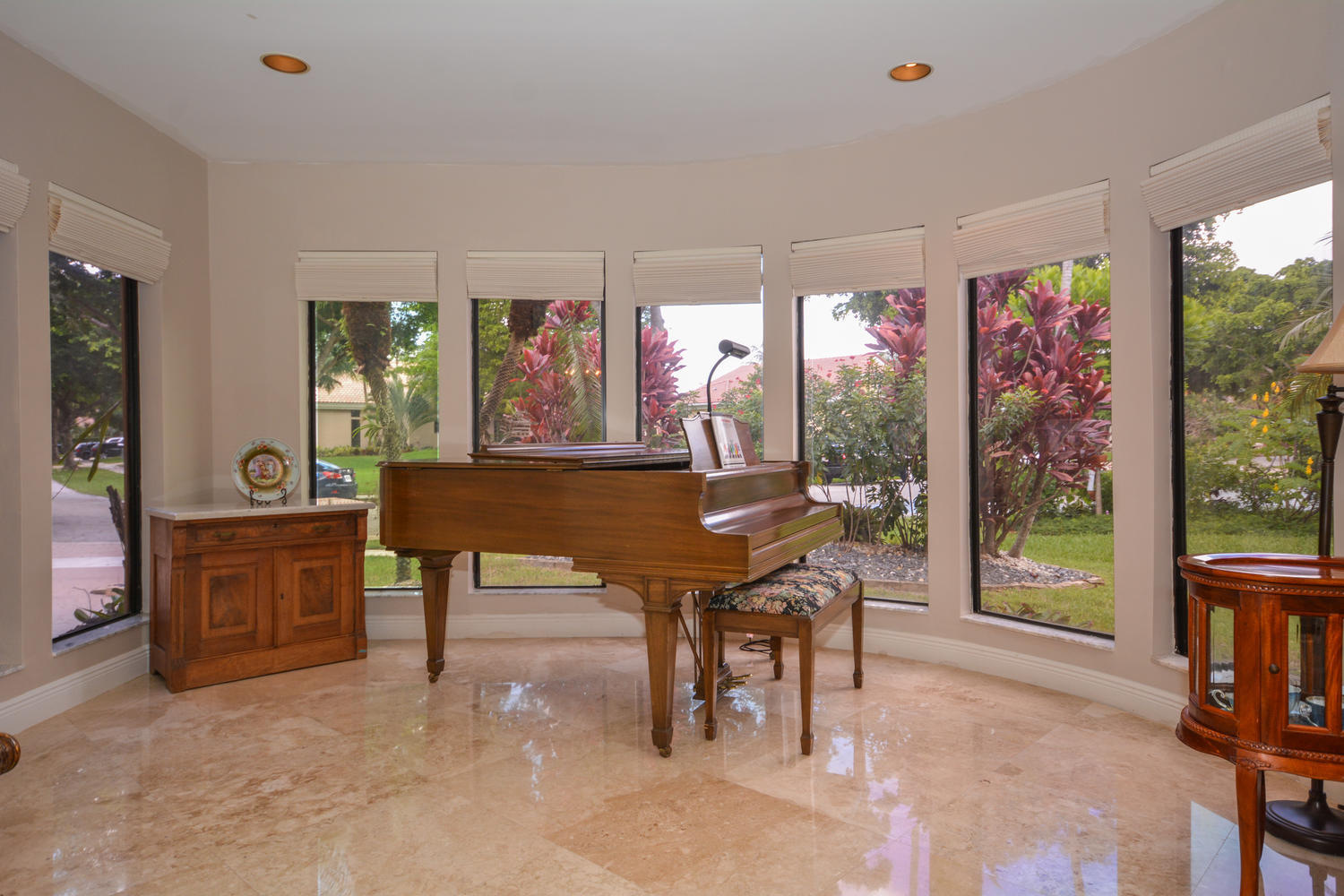 4600 Northwest 26th Way Boca Raton, FL 33434 - Photo 16 of 41 Living Room