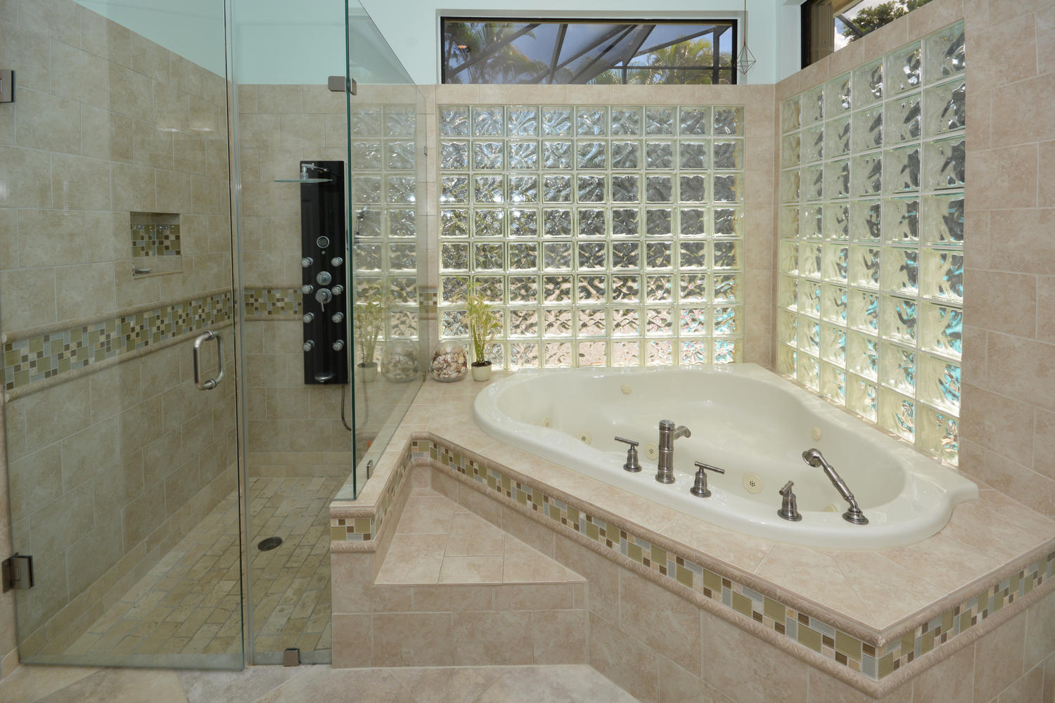 4600 Northwest 26th Way Boca Raton, FL 33434 - Photo 27 of 41 Master Bath