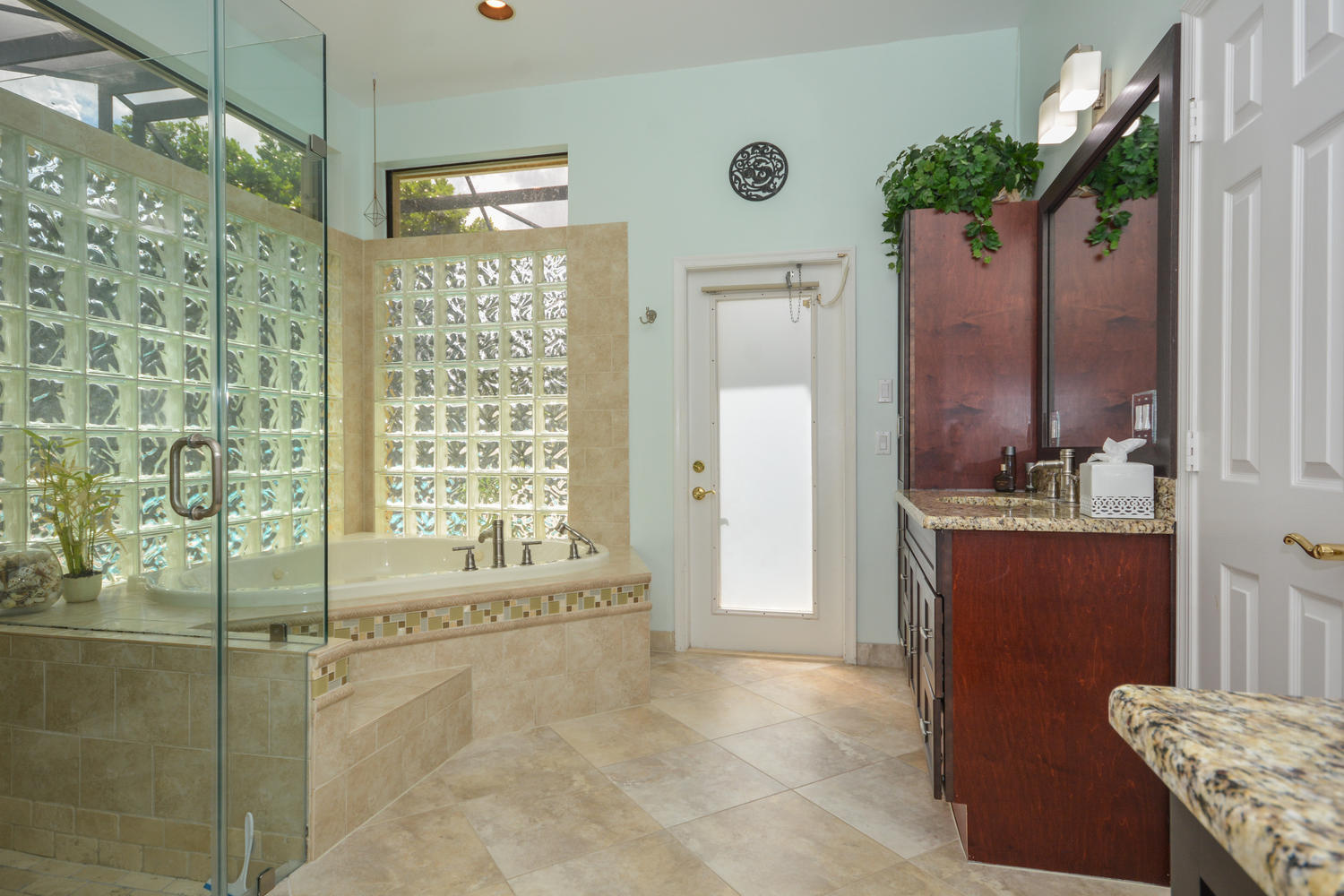 4600 Northwest 26th Way Boca Raton, FL 33434 - Photo 31 of 41 Master Bath
