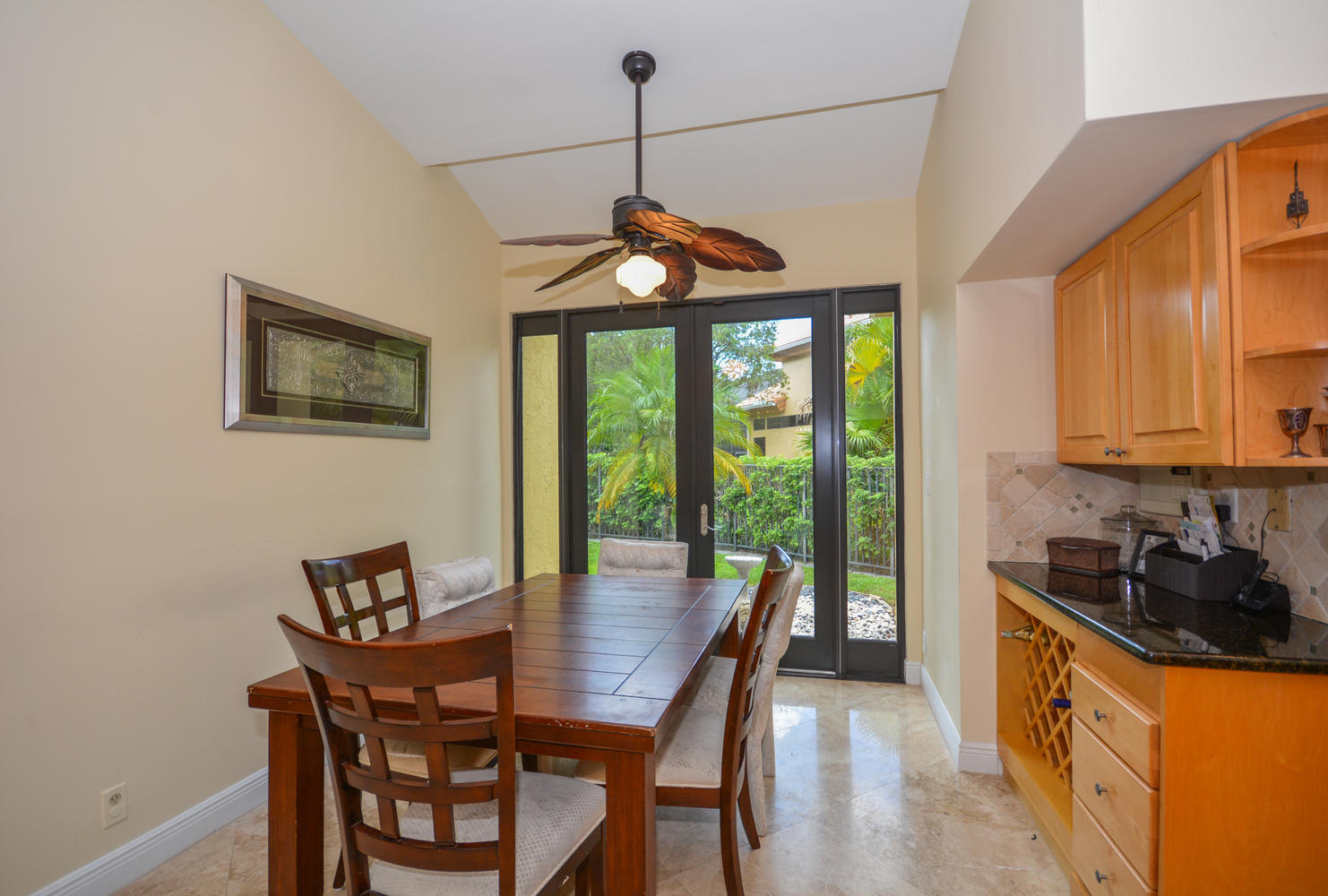 4600 Northwest 26th Way Boca Raton, FL 33434 - Photo 10 of 41 Breakfast Area