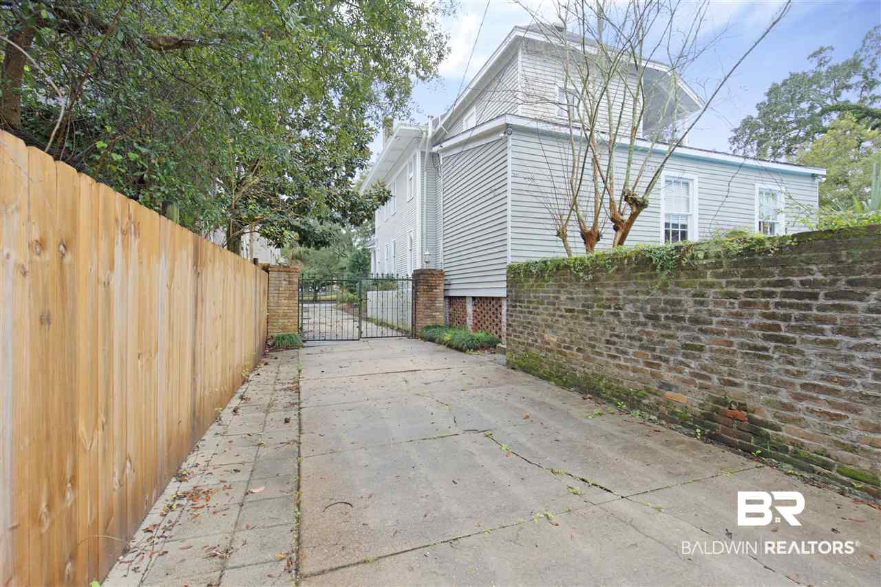 1108 Government Street Mobile, AL 36604 - Photo 37 of 49
