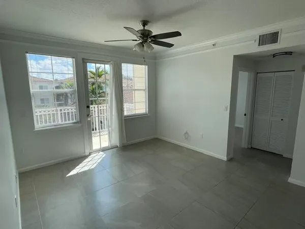 $2,325 | 9833 Baywinds Boulevard, Unit 7302, West Palm Beach, FL 33411