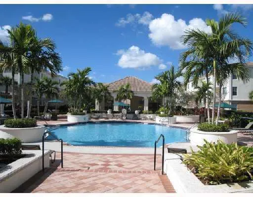 $2,325 | 9833 Baywinds Boulevard, Unit 7302, West Palm Beach, FL 33411