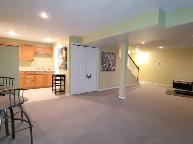 a view of a livingroom with furniture