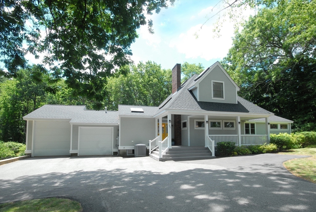 297 Laws Brook Road Concord, MA 01742 - Photo 2 of 42