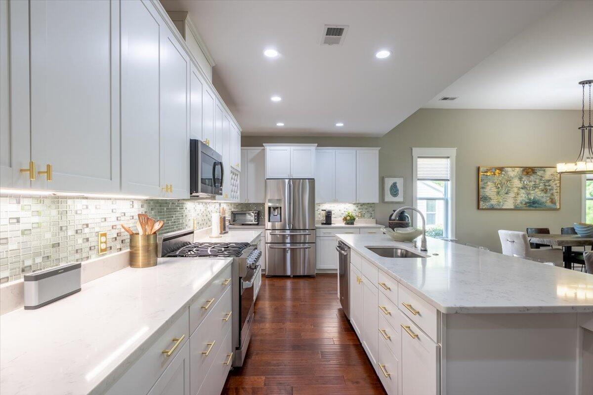 6002 Wild Azalea Road Summerville, SC 29483 - Photo 9 of 41 12-CCA_4896-HDR