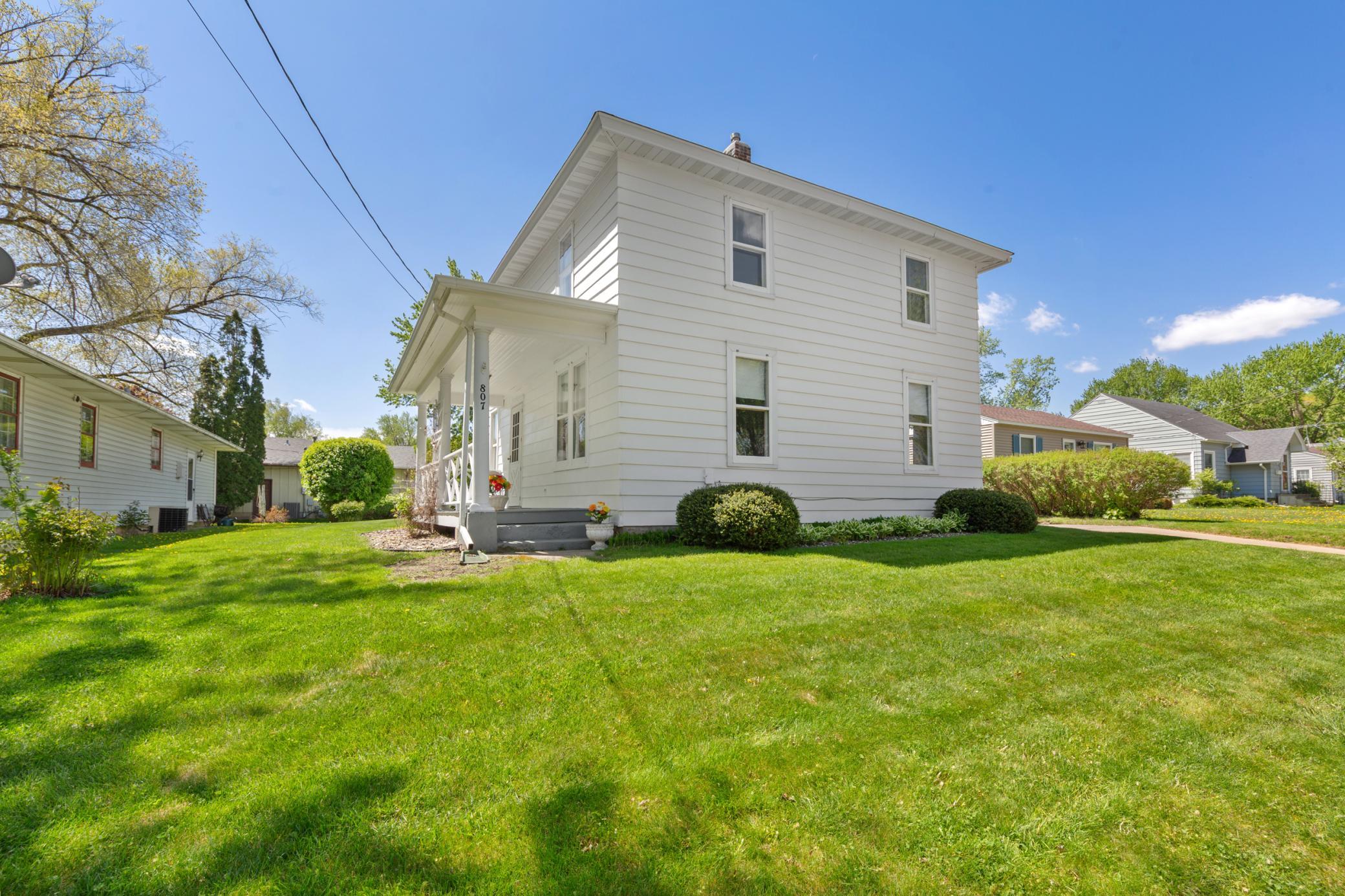 807 2nd Street Southwest Faribault, MN 55021 - Photo 4 of 33
