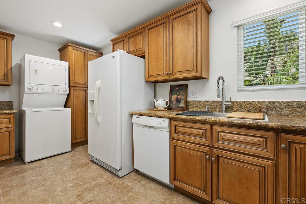4574 Sunrise Oceanside, CA 92056 - Photo 13 of 30