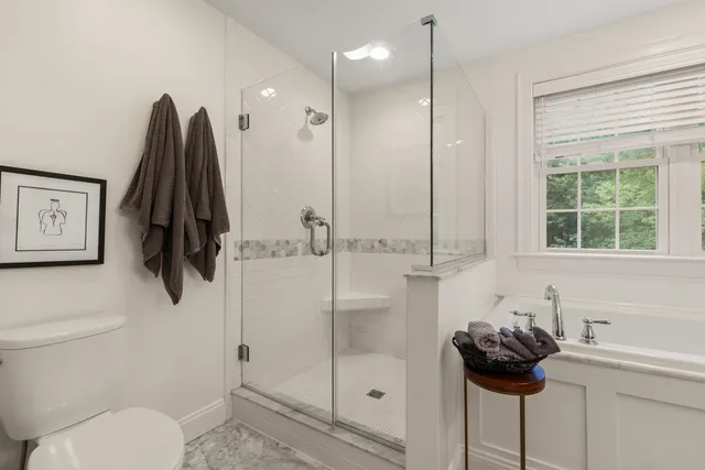 $1,725,000 | 23 Rockrimmon Road, North Hampton, NH 03862