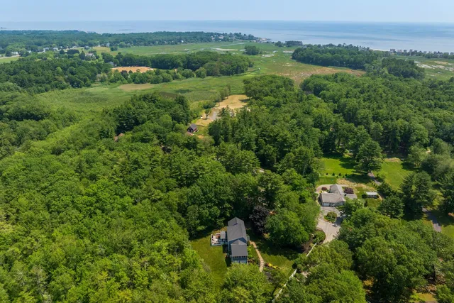 $1,725,000 | 23 Rockrimmon Road, North Hampton, NH 03862