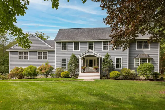 $1,725,000 | 23 Rockrimmon Road, North Hampton, NH 03862