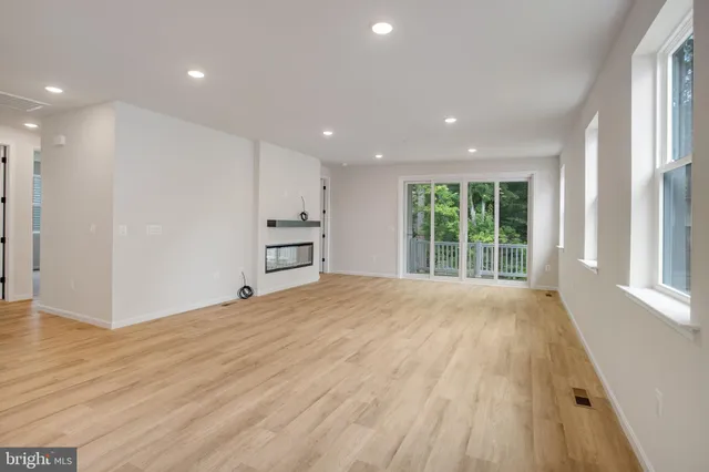 $499,999 | 35599 Pine Needle Lane, Locust Grove, VA 22508