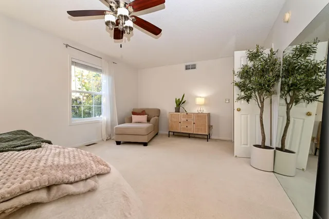 $275,000 | 11879 85th Place North, Maple Grove, MN 55369