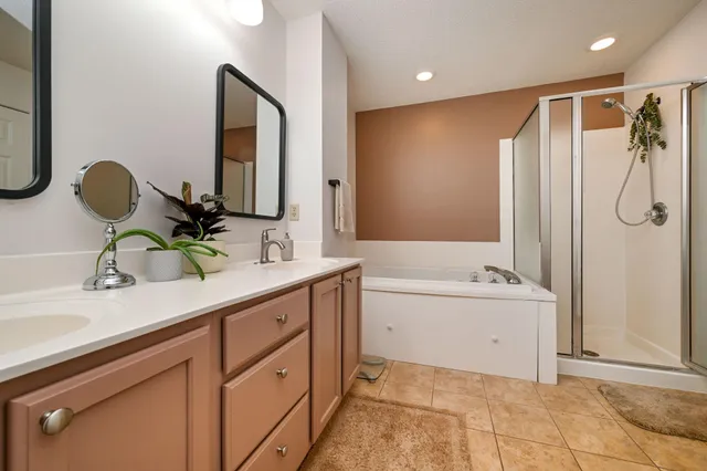 $275,000 | 11879 85th Place North, Maple Grove, MN 55369