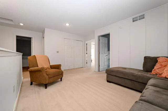 $275,000 | 11879 85th Place North, Maple Grove, MN 55369