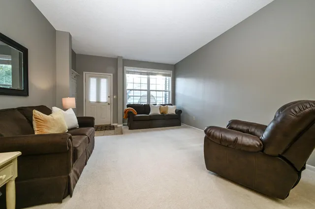 $275,000 | 11879 85th Place North, Maple Grove, MN 55369