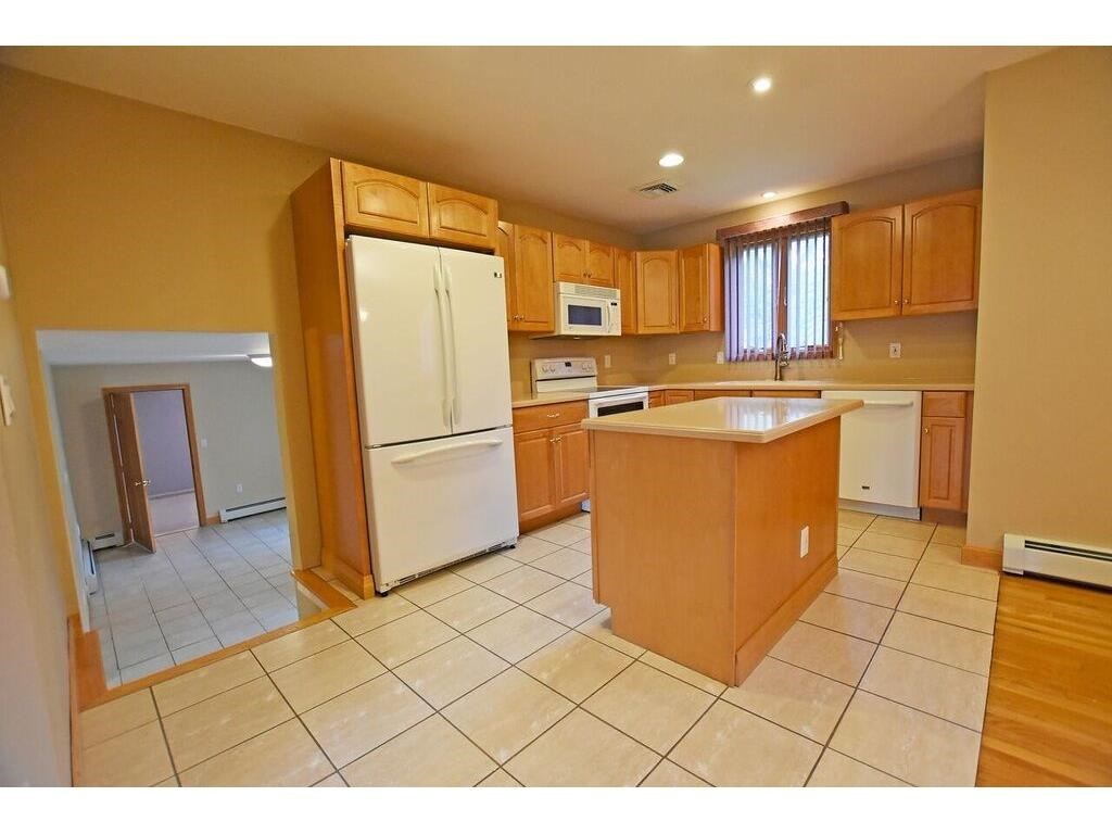 50 Colonial Road Seekonk, MA 02771 - Photo 3 of 39 Gallery Image 3