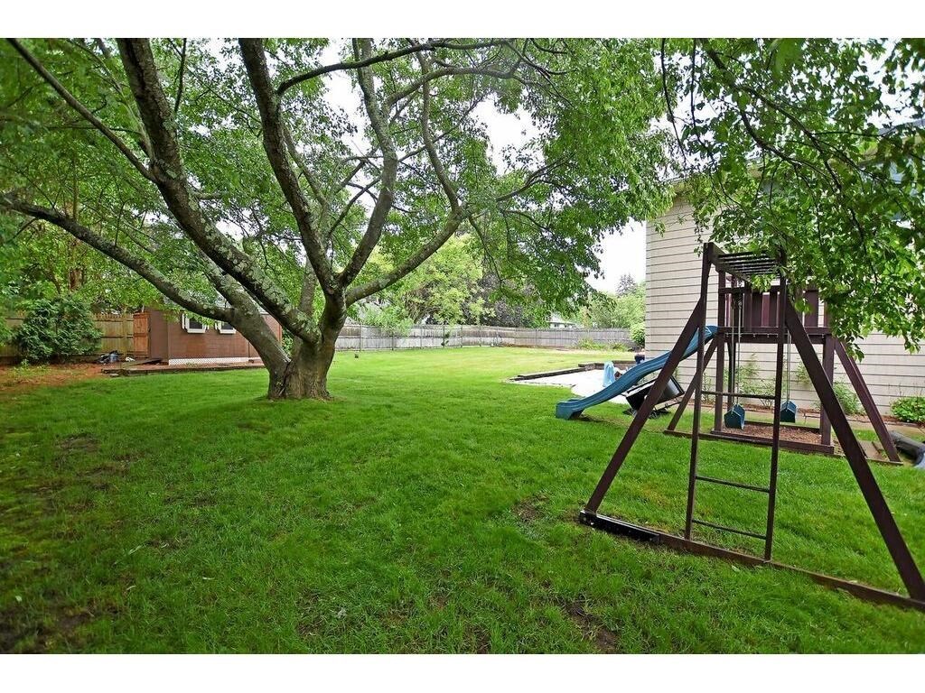 50 Colonial Road Seekonk, MA 02771 - Photo 32 of 39 Gallery Image 32