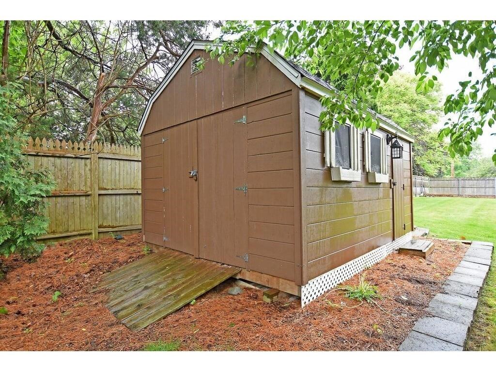 50 Colonial Road Seekonk, MA 02771 - Photo 33 of 39 Gallery Image 33