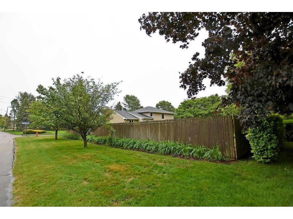 50 Colonial Road Seekonk, MA 02771 - Photo 38 of 39 Gallery Image 38