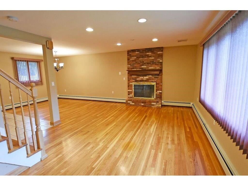 50 Colonial Road Seekonk, MA 02771 - Photo 6 of 39 Gallery Image 6
