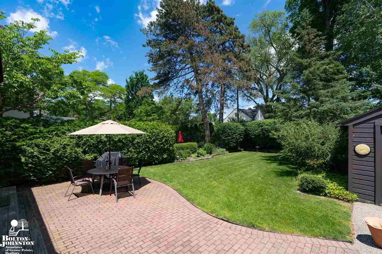 88 Handy Road Grosse Pointe Farms, MI 48236 - Photo 22 of 23