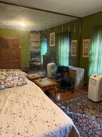 202 East 14th Street Lockport, IL 60441 - Photo 14 of 17 a living room with furniture