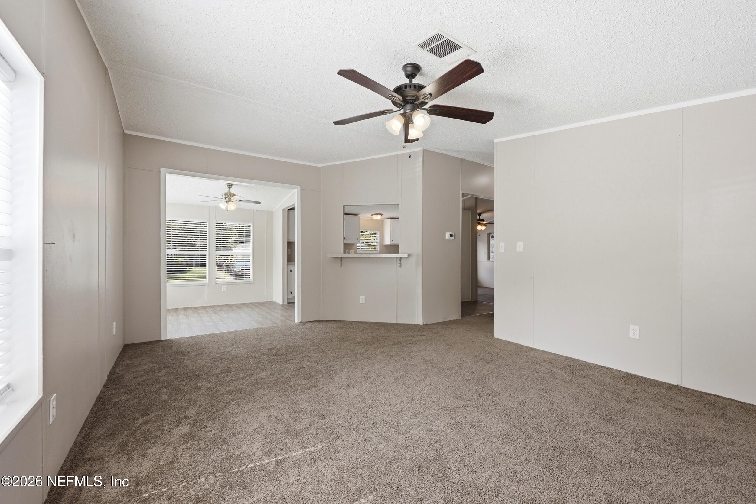 2081 Chaffee Road South, Unit 179 Jacksonville, FL 32221 - Photo 15 of 34 family room