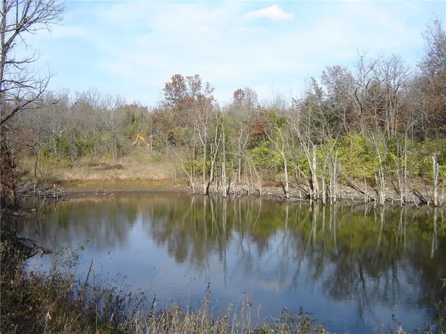 $2,464,000 | 2900 East 119th Street, Kansas City, MO 64137