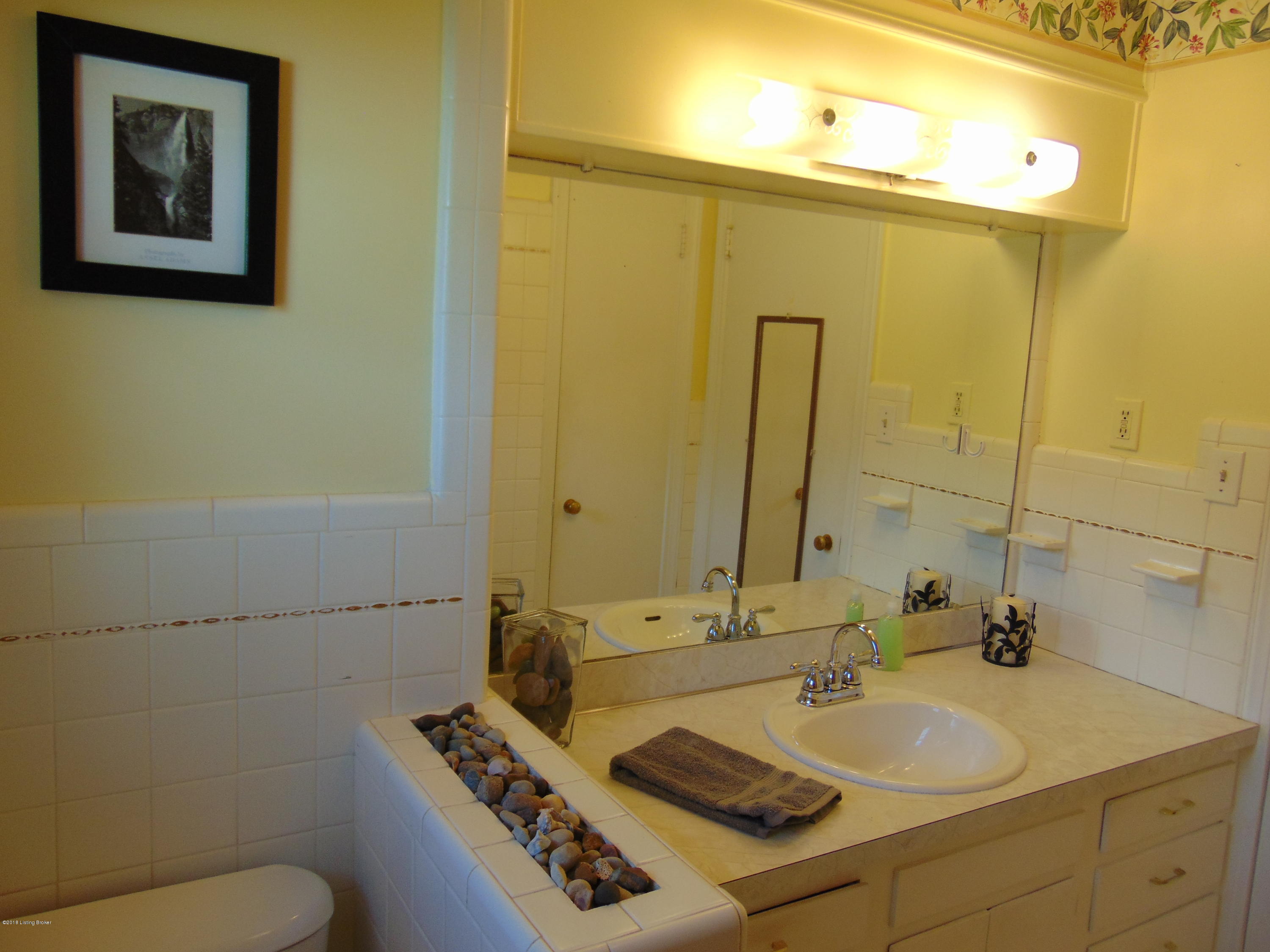 4405 Leeds Road Louisville, KY 40216 - Photo 31 of 58 DSC03003