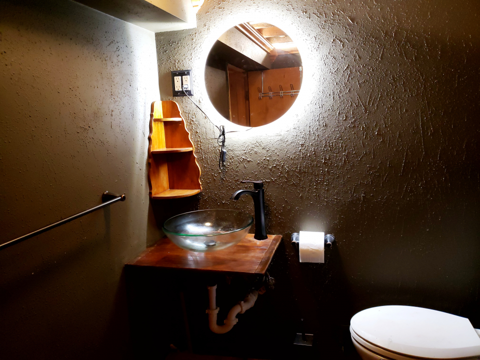 170 South Delaplaine Road Riverside, IL 60546 - Photo 35 of 55 a bathroom with a sink and mirror