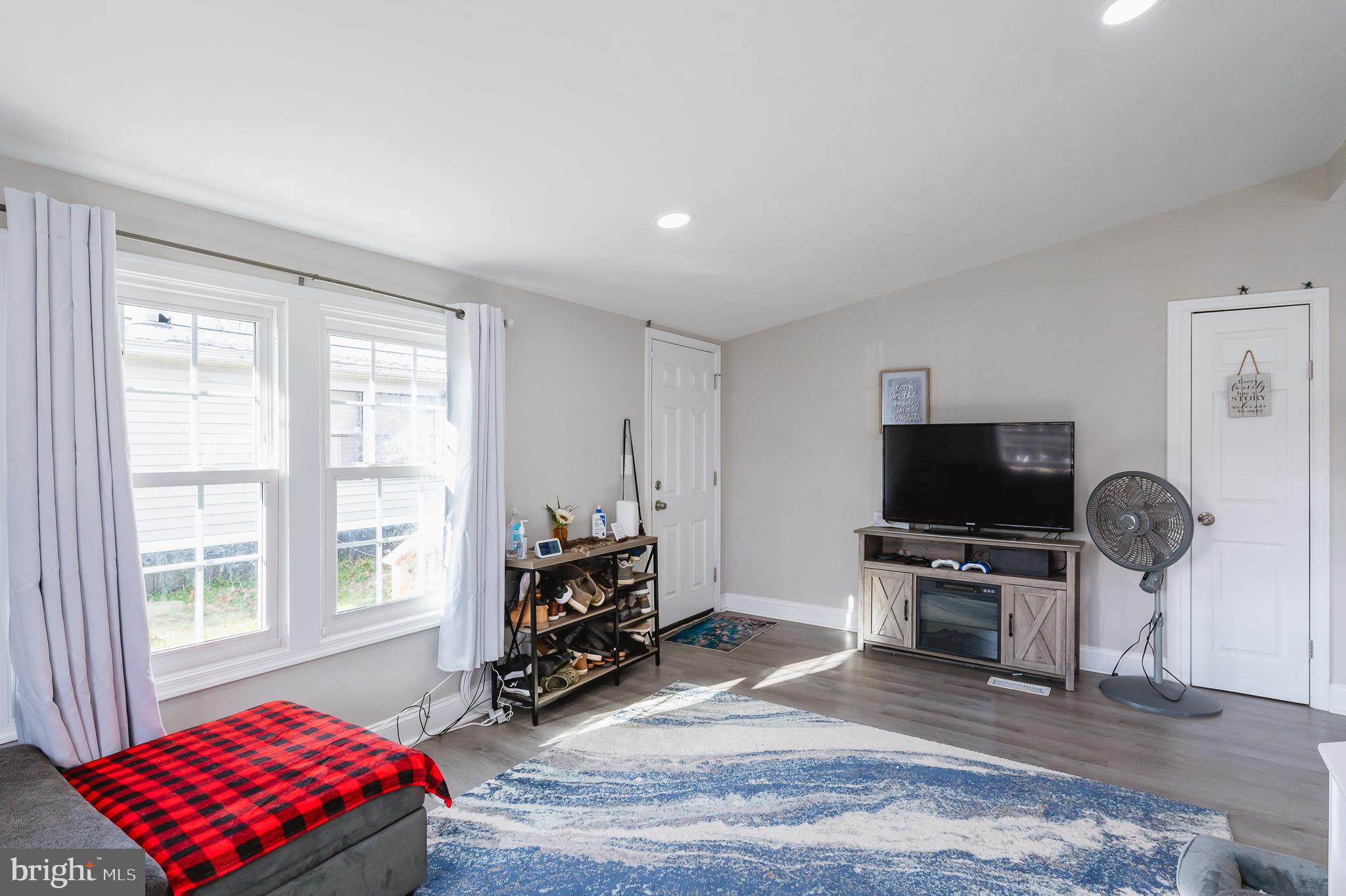 4044 Timothy Drive Abingdon, MD 21009 - Photo 5 of 37