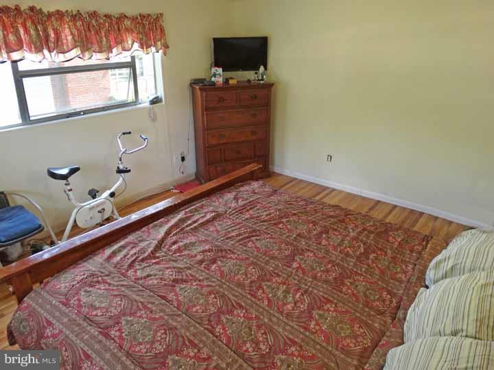 1474 Thornberry Road Wyncote, PA 19095 - Photo 12 of 23 Bedroom - Main