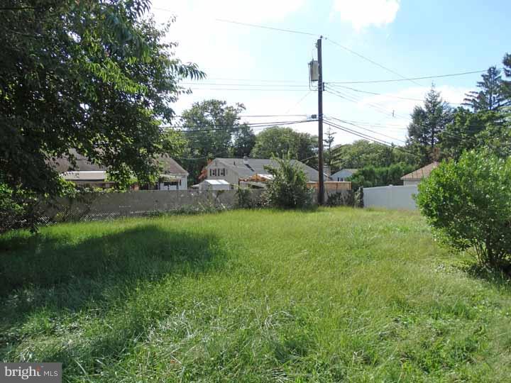 1474 Thornberry Road Wyncote, PA 19095 - Photo 23 of 23 Back Yard