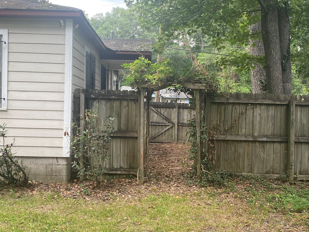 2221 Avalon Road Columbus, GA 31907 - Photo 33 of 40 Backyard
