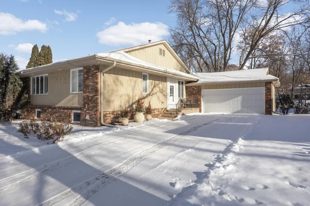 $479,900 | 5315 Malibu Drive, Edina, MN 55436