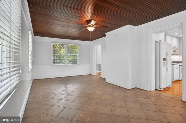$5,400 | 4739 North Dittmar Road, Arlington, VA 22207