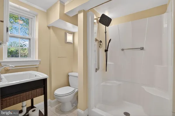 $5,400 | 4739 North Dittmar Road, Arlington, VA 22207