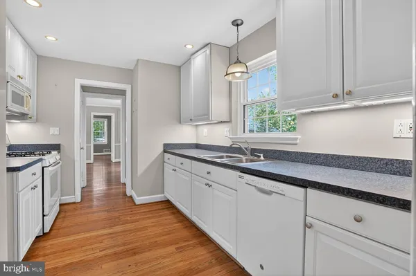 $5,400 | 4739 North Dittmar Road, Arlington, VA 22207