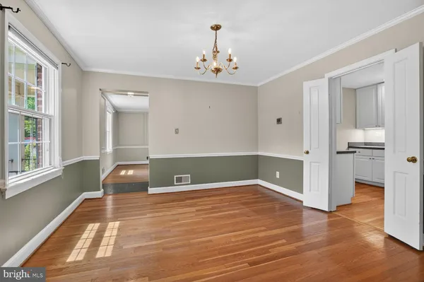 $5,400 | 4739 North Dittmar Road, Arlington, VA 22207