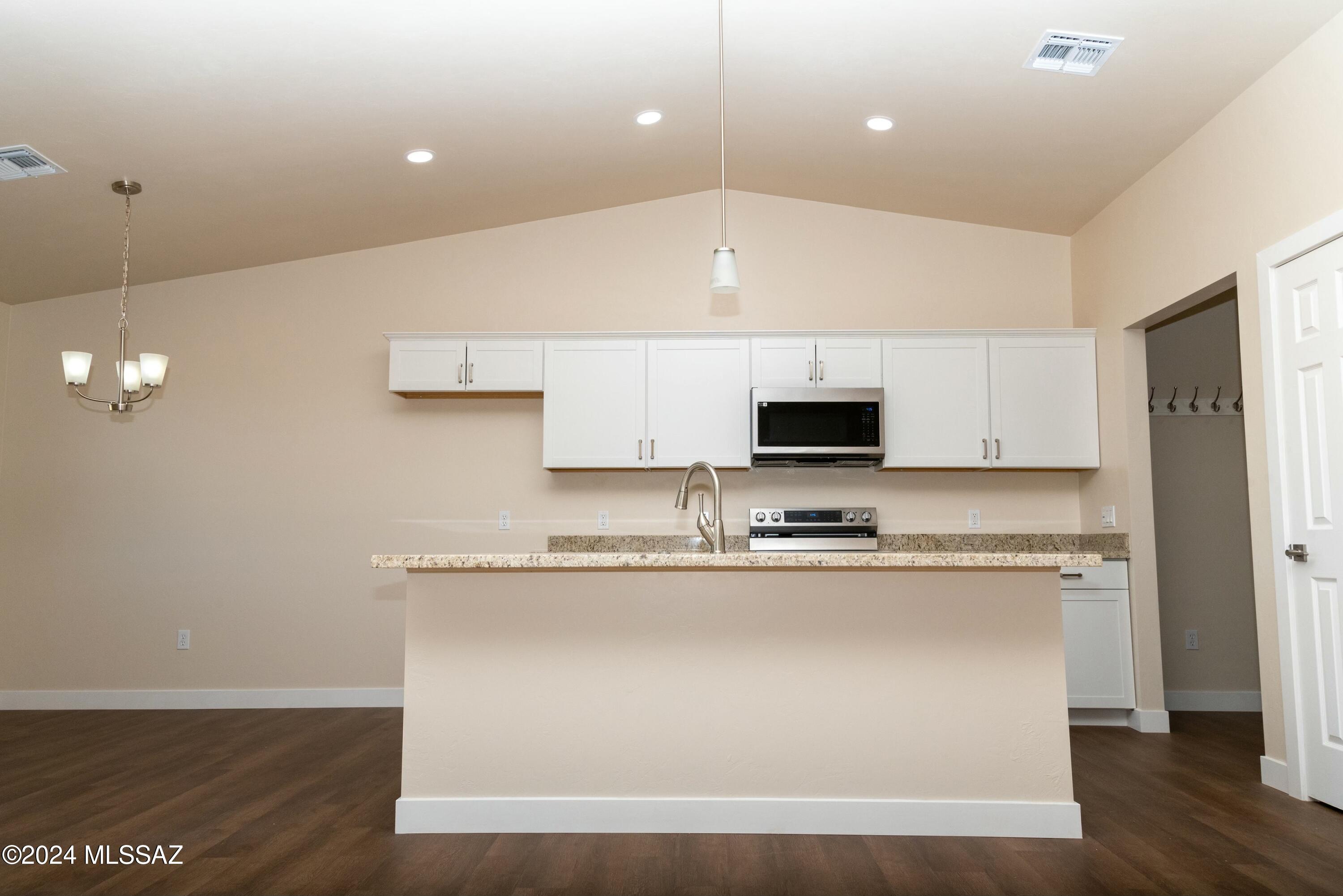 1739 Circulo Agua Blanca Rio Rico, AZ 85648 - Photo 3 of 16