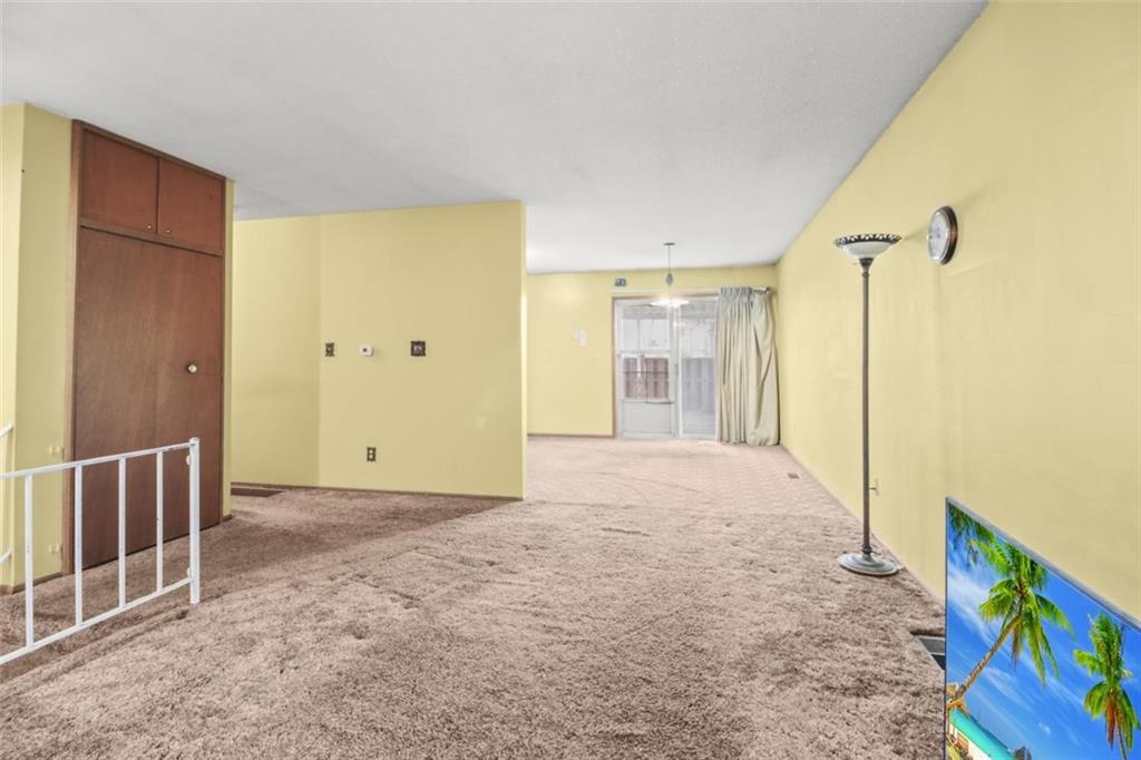 18924 East 6th Street North Independence, MO 64056 - Photo 4 of 22