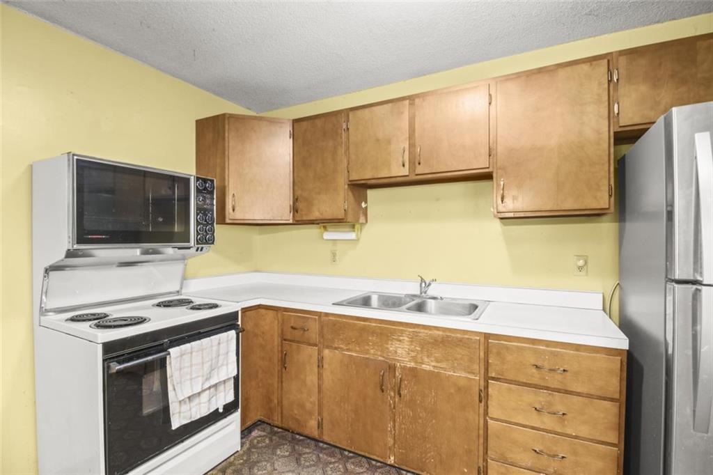 18924 East 6th Street North Independence, MO 64056 - Photo 7 of 22