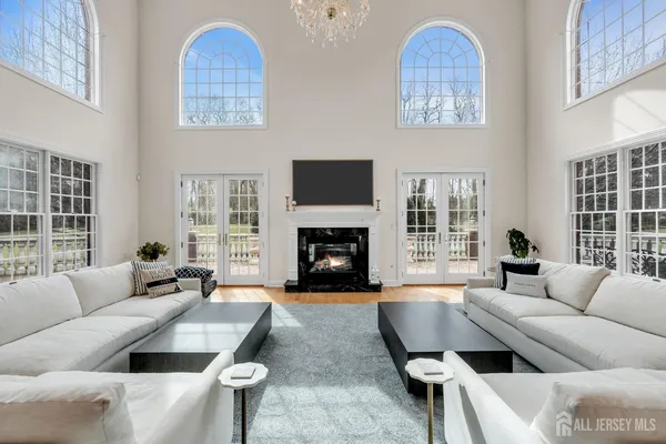 $2,950,000 | 31 Hillcrest Drive, Colts Neck, NJ 07722